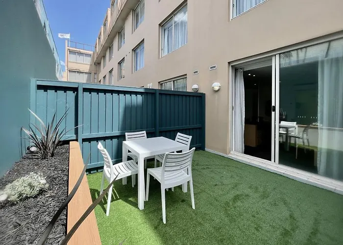 Coogee Sands Hotel & Apartments