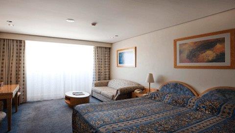 Sands & 4* Coogee