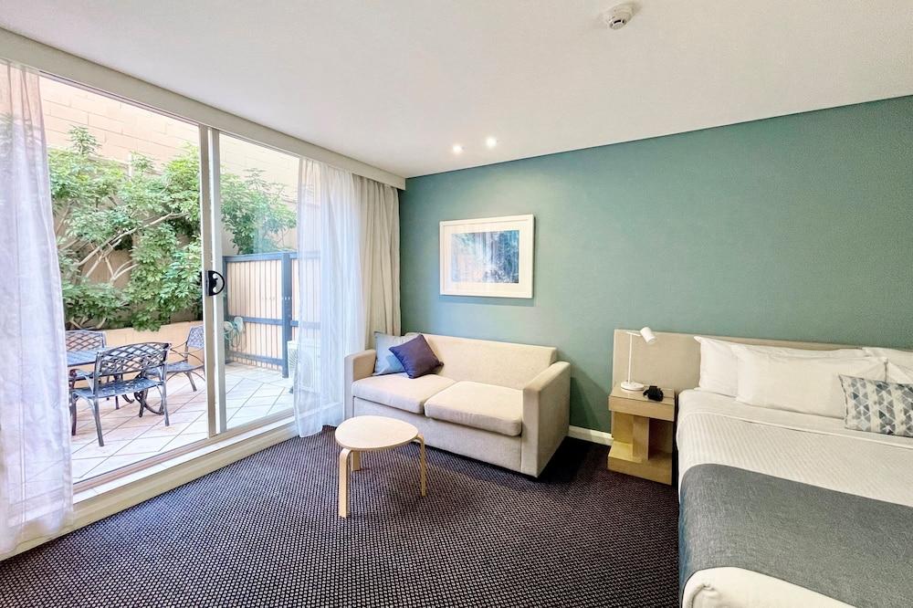 Sands & Aparthotel 4*