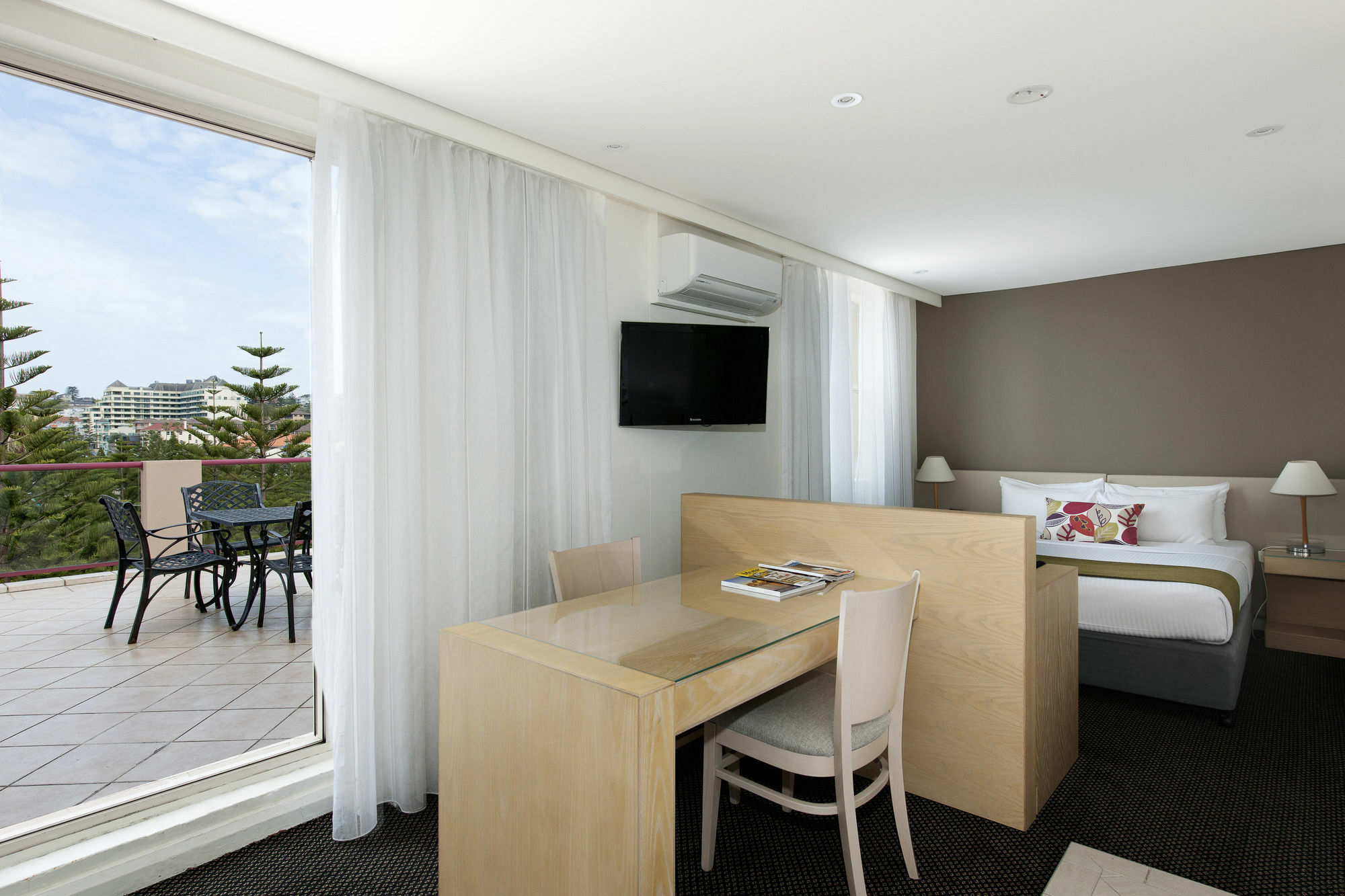 Sands & 4* Coogee